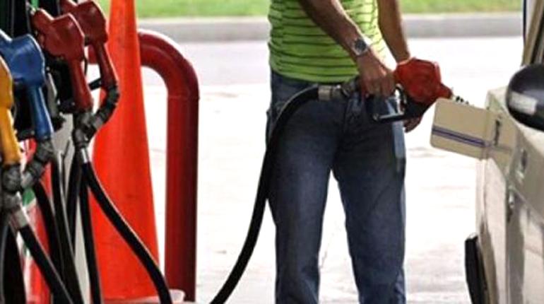 Milenio plantea revisar el subsidio a los combustibles y reducir el gasto estatal